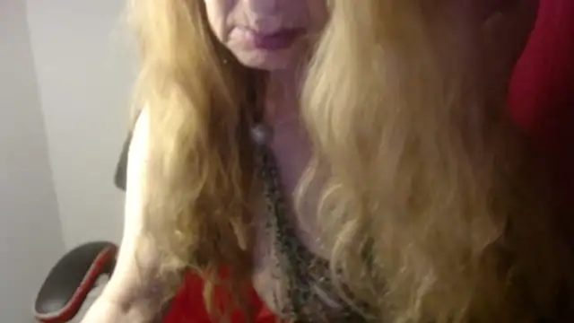 KarimaSarabe stripchat live cam model