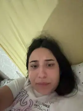 ICEGLOSS stripchat live cam model
