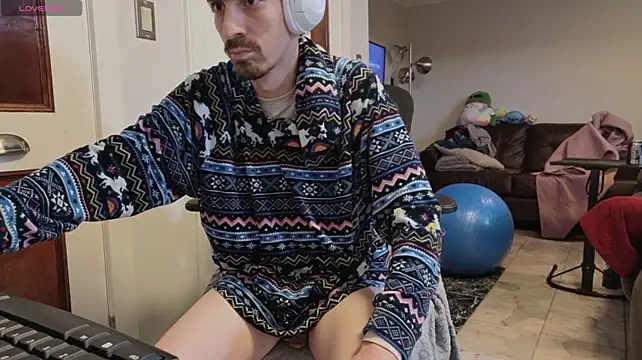 tallnerdyguy stripchat live cam model