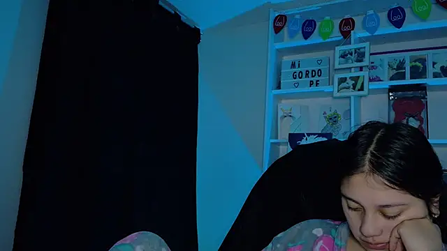 KOREN_JALAA stripchat live cam model