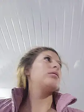 Nahomi_Lov stripchat live cam model