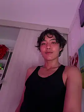 TonnyBottom stripchat live cam model