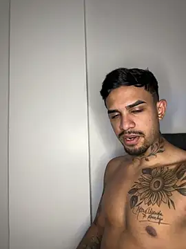 floriamANDjazmin stripchat live cam model