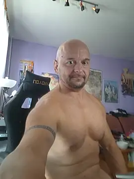 Sports-beast stripchat live cam model