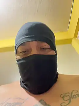 khorny5e stripchat live cam model