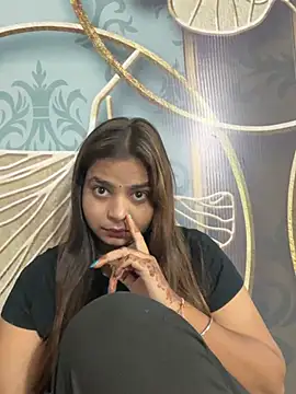 Aayra_Joshi stripchat live cam model