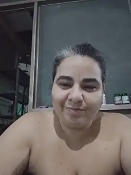 Golositadeamor stripchat live cam model