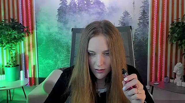 KristelleVale stripchat live cam model