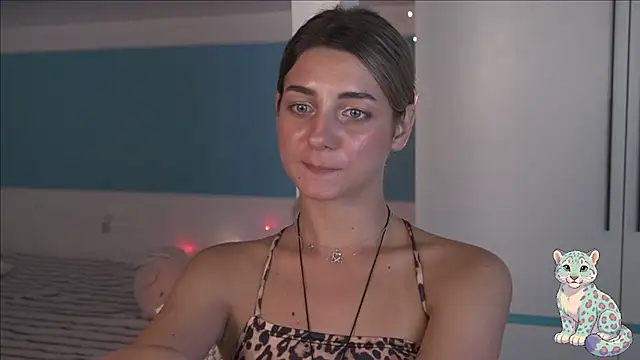 MilaMilkEyes stripchat live cam model