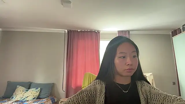 NorahHeelan stripchat live cam model