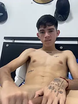 Kairox7 stripchat live cam model