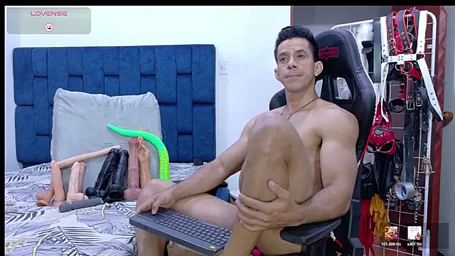 JoseRumbero26 stripchat live cam model