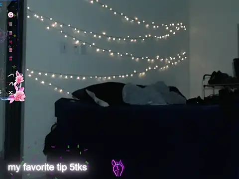 violettelynn stripchat live cam model