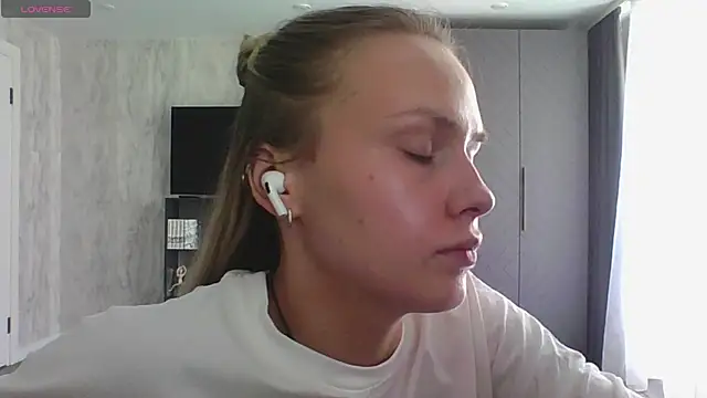 Annie_Cohn stripchat live cam model