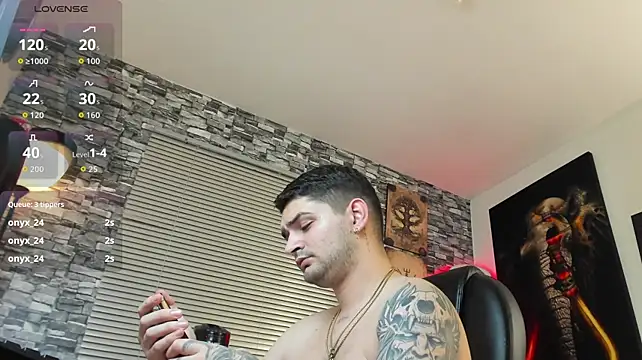 Nicolas_Fellener stripchat live cam model