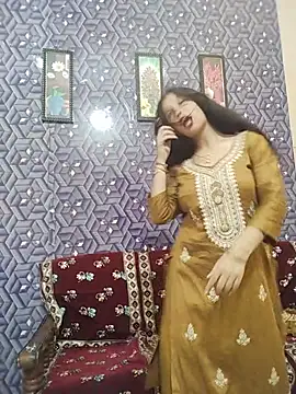 Queen_Rosyy stripchat live cam model