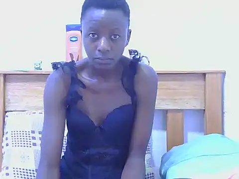 zuhura69 stripchat live cam model