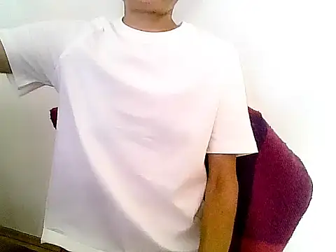 YeahsGirl stripchat live cam model