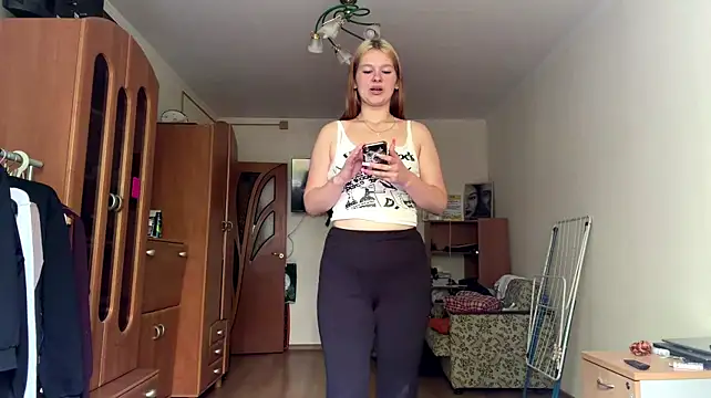 NickieSevier stripchat live cam model