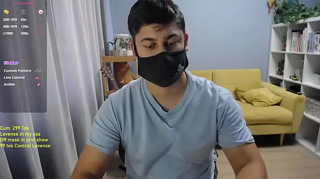 Tomguys stripchat live cam model