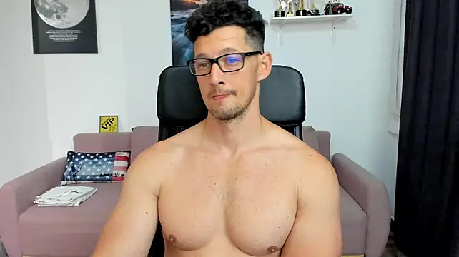 BrutusK08 stripchat live cam model