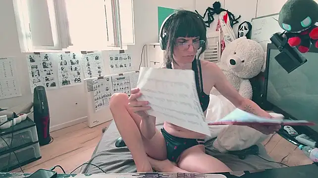 CeriseLapine stripchat live cam model