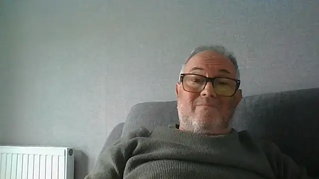 naughtygrandad1 stripchat live cam model
