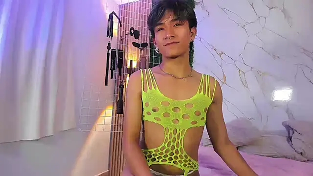 cococumps stripchat live cam model