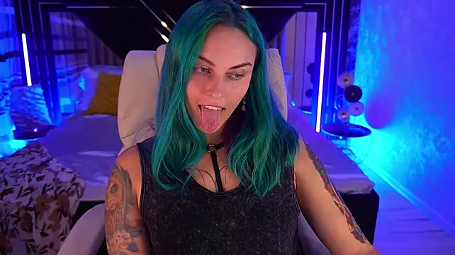 RayeReam stripchat live cam model