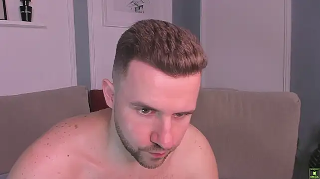EnriqueBarberry stripchat live cam model
