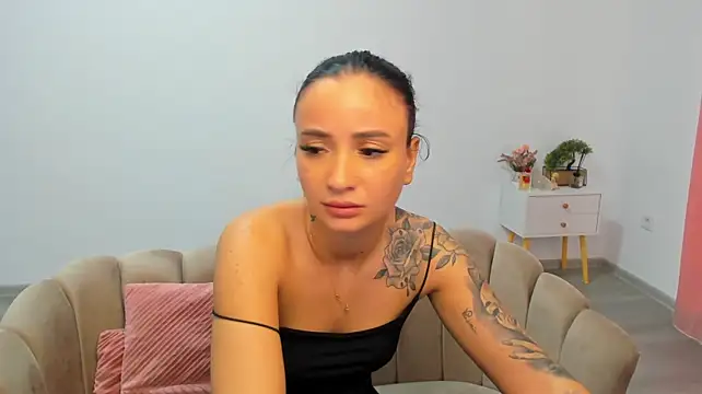 xoxoloveme stripchat live cam model