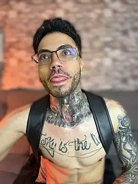 Walker_Thomas1 stripchat live cam model