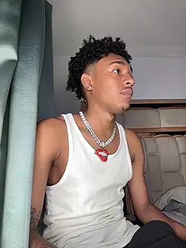 Boy_cock18 stripchat live cam model