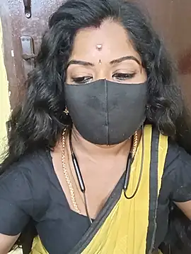 tamilammukuttyy stripchat live cam model