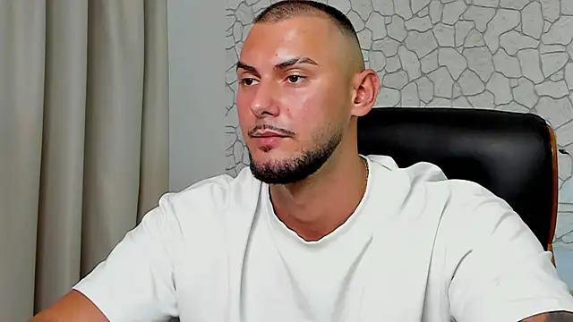ClintMasters stripchat live cam model