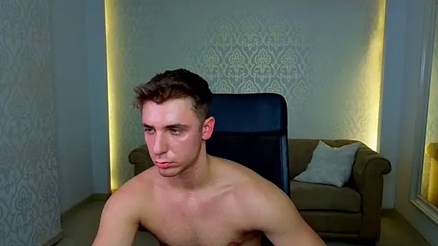 KellenWest stripchat live cam model