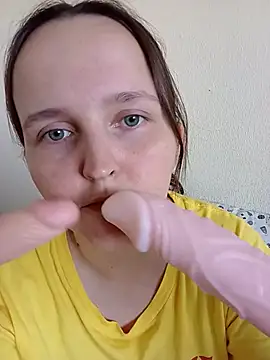 funnifu stripchat live cam model