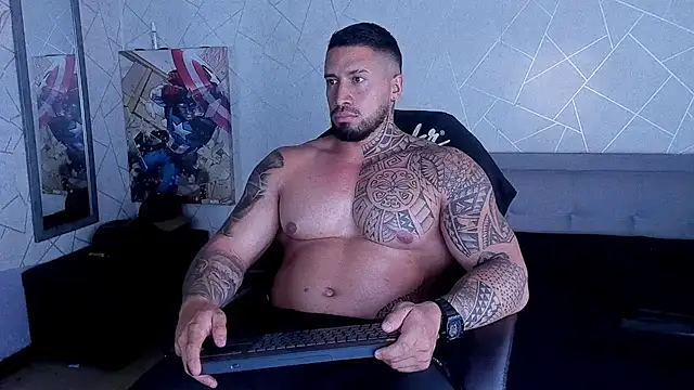 Cristian_Walker stripchat live cam model