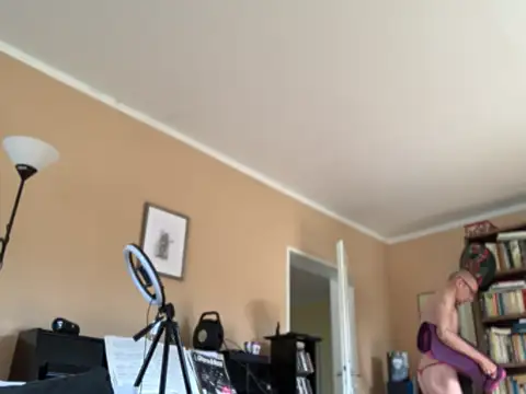 Bula94193 stripchat live cam model