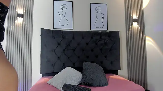 marilynharris stripchat live cam model