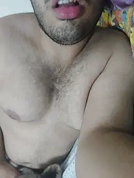 mazzzooo stripchat live cam model