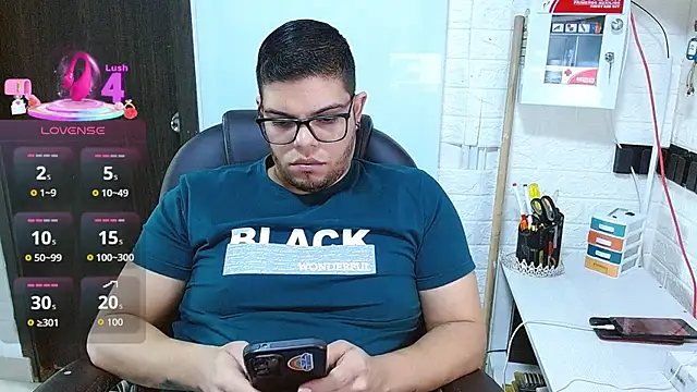Realjoel01 stripchat live cam model
