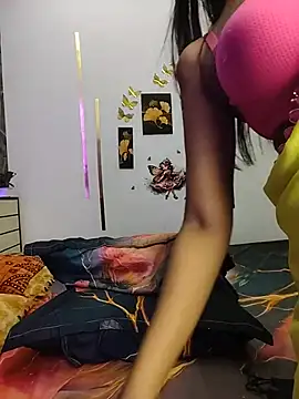 Misss-julli stripchat live cam model