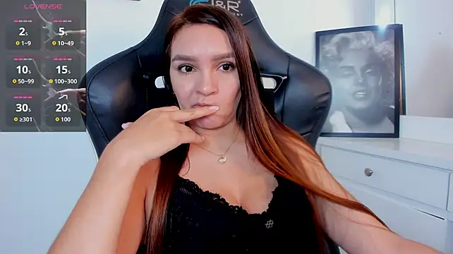 miataylorr1 stripchat live cam model