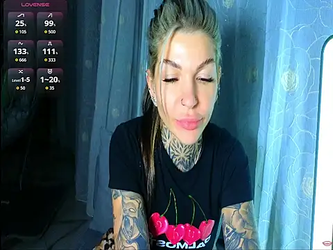 tattooedBabyy stripchat live cam model