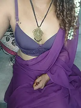 Tamilpallavi stripchat live cam model