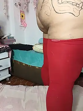Kuutar stripchat live cam model