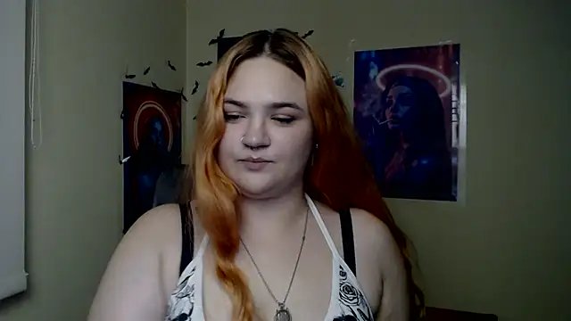 RinaRiii stripchat live cam model