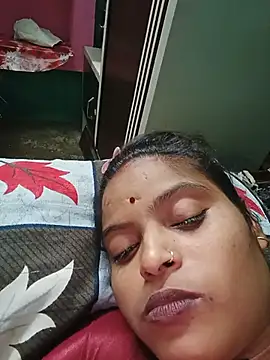 Manbi_bhabi stripchat live cam model