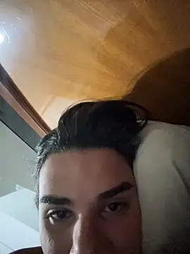 Sollanokm stripchat live cam model